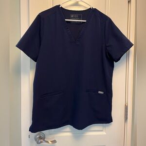 Figs Navy Casma- 3 pocket scrub top- large